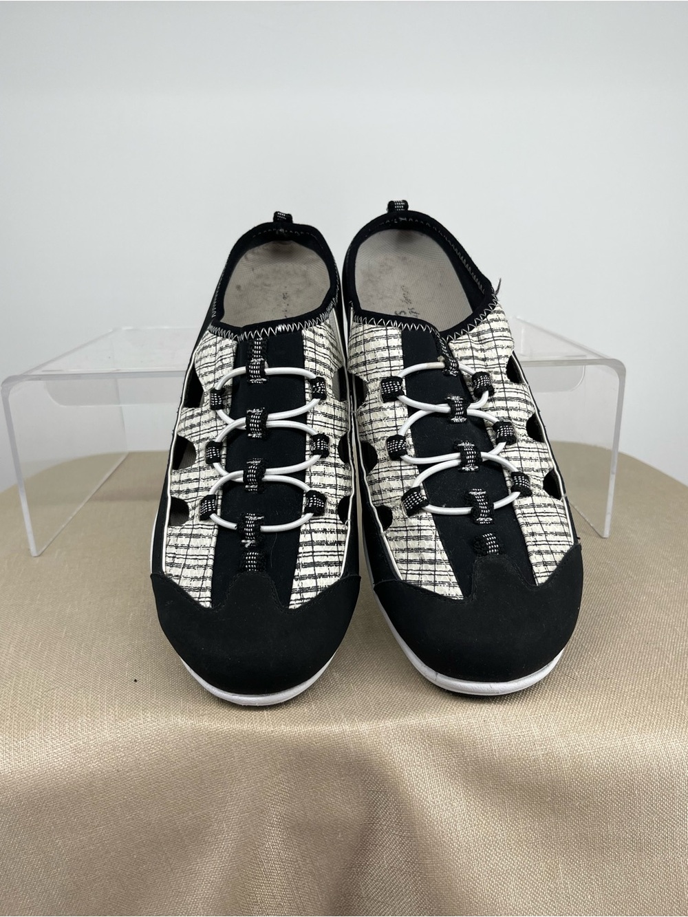 easy street Black and White Slip-On Mules